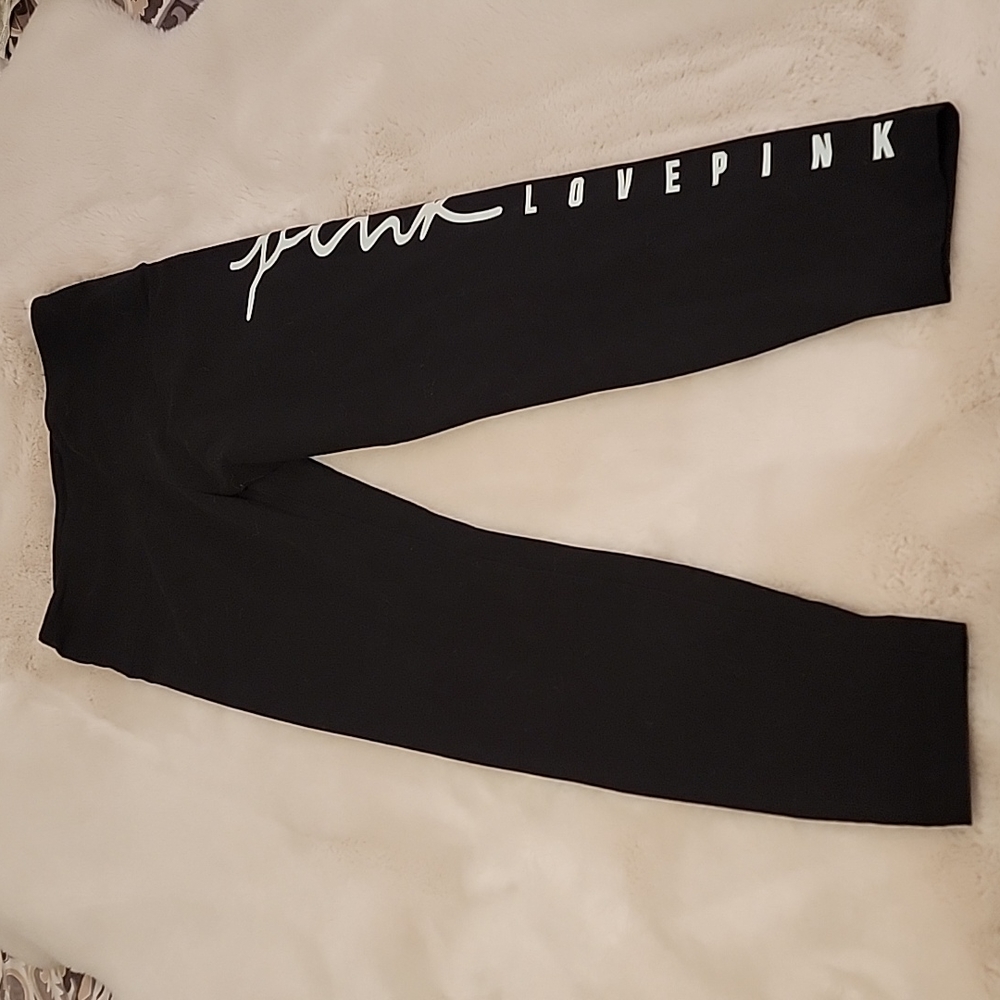 Womens VS Pink black leggings with side script and bold love pink logo sz large